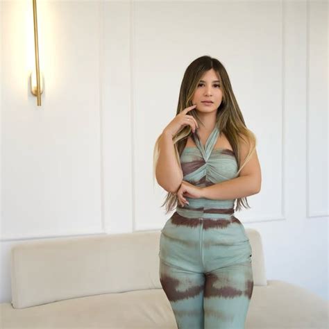 isabel pelaez erome|Isabelapelaez Onlyfans Y Mipriv .